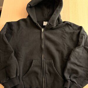 Akimbo Club Zip-Up Hoodie in "Faded Black"